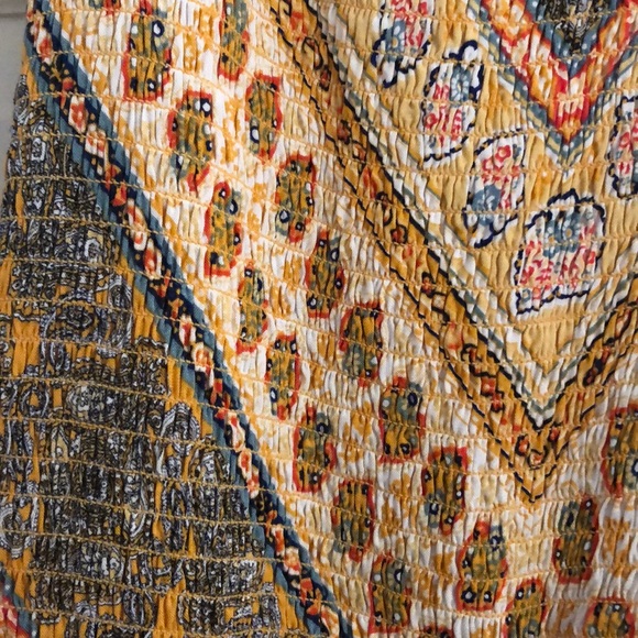 Yellow patterned romper - Picture 3 of 3